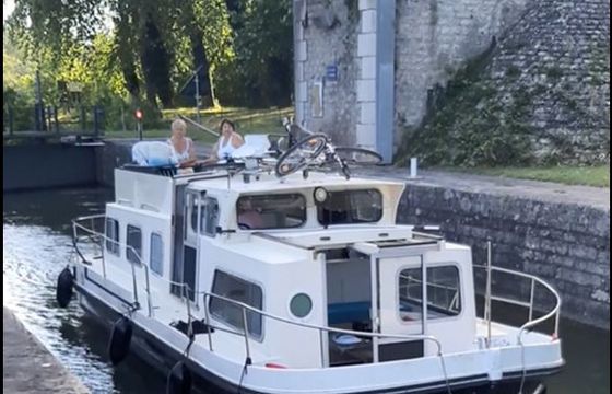 jeanneau eau vive sans permis (agrément)
