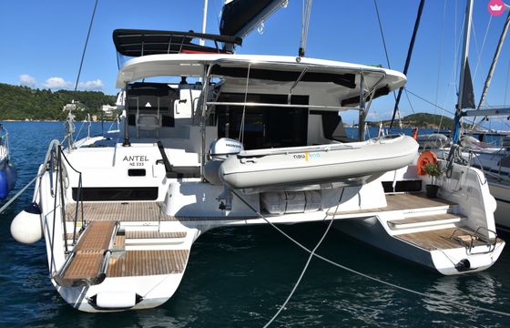 lagoon 42