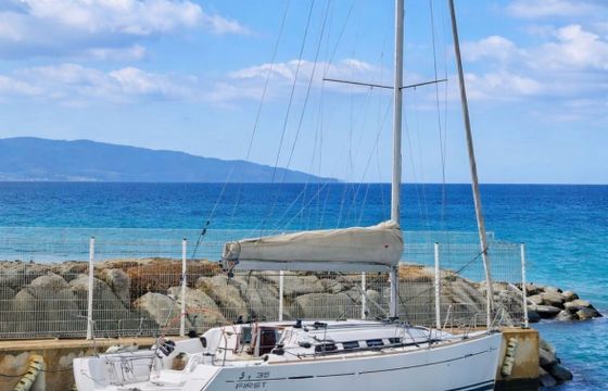 beneteau first 35