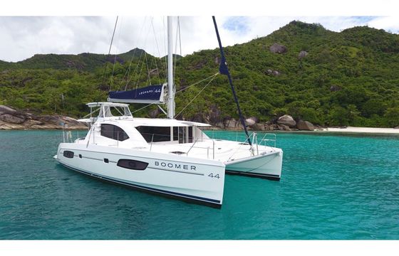 robertson & caine leopard 44