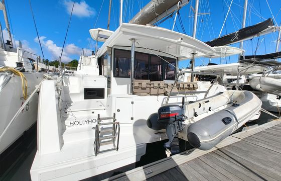 catana group bali 4.4 - 4 + 2 cab.