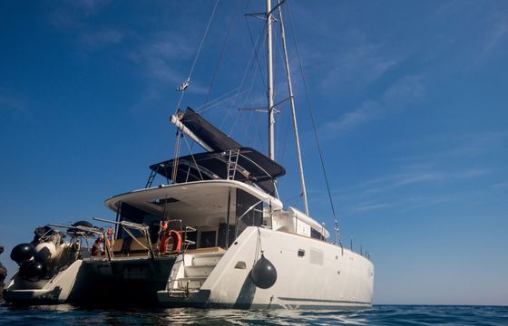 lagoon 450 flybridge