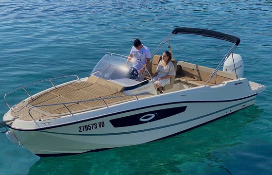 quicksilver 755 sundeck