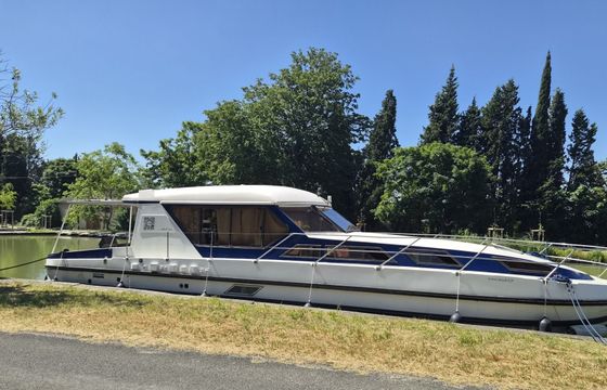 nicols 1300