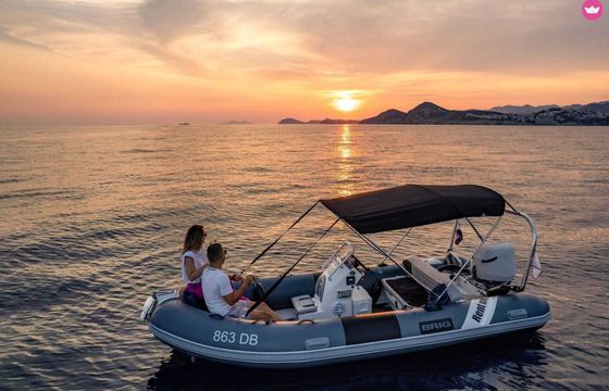 wakeboard,skii, tender boat
