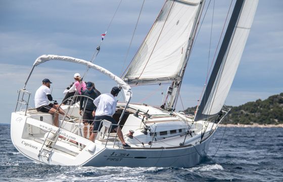 beneteau first 35