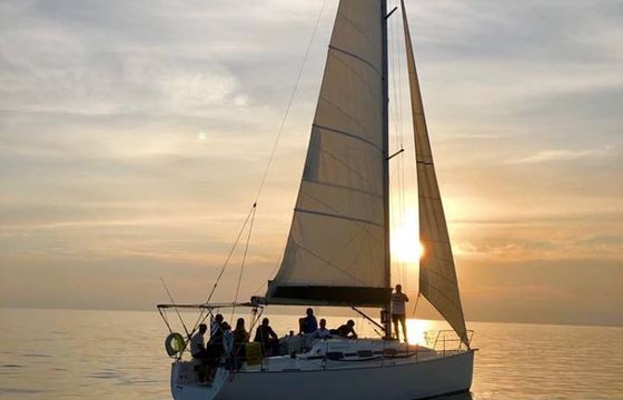 latitude 36 sailing blueline