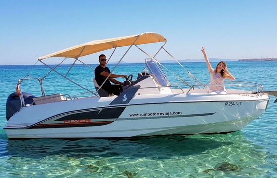 beneteau 6.6 flyerdeck