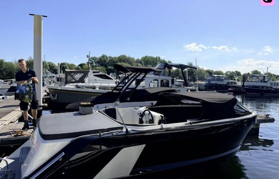 4 family tender 630