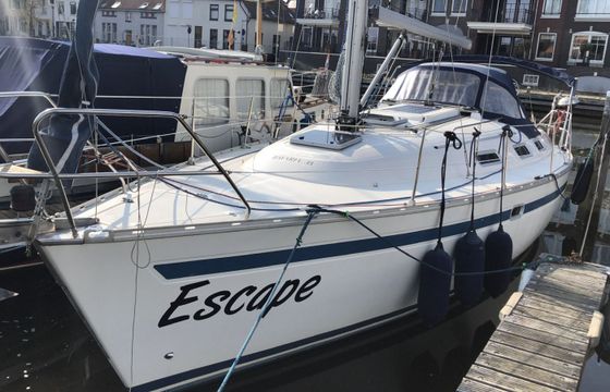 bavaria 35