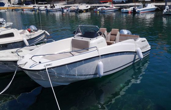 quicksilver 555 activ open