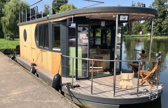 tukul maxi - 11mtr. custom built