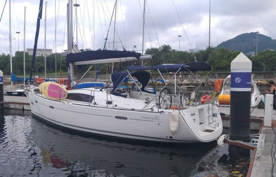 beneteau oceanis 40