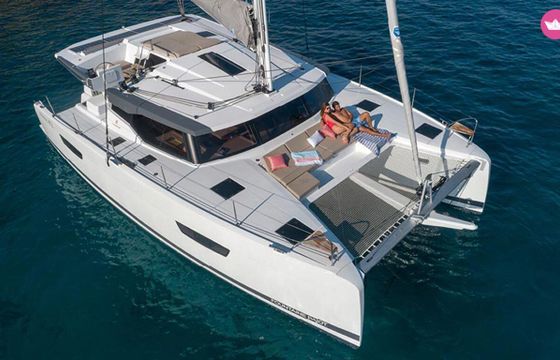 fountaine pajot astrea 42