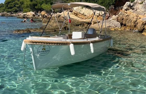 silveryacht silver 495