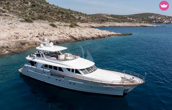 motoryacht