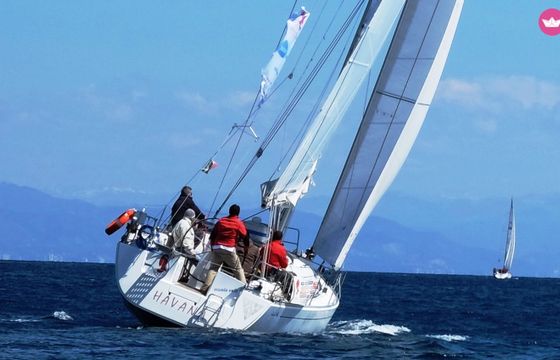 hanse 370
