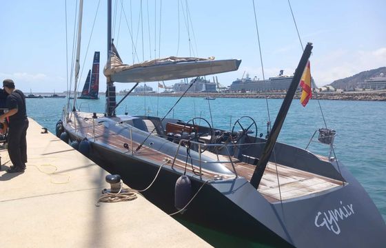 md technologies srl. maxi dolphin 65