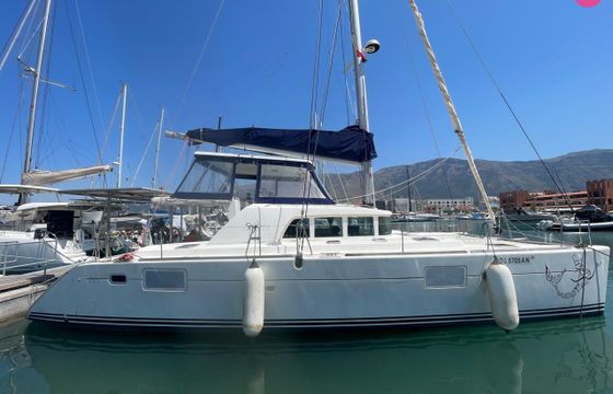 lagoon lagoon 450 s