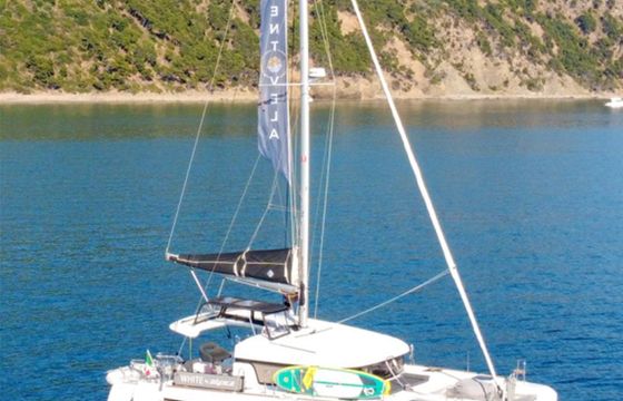 lagoon 400