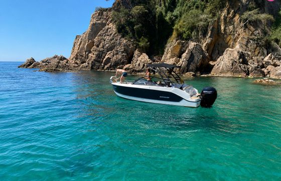 quicksilver activ 605 bowraider