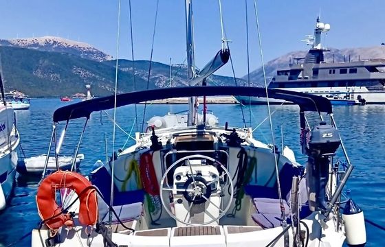 beneteau oceanis 37