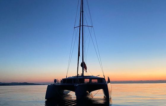 croisière romantique dans un cadre exceptionnel, trimaran neel 43