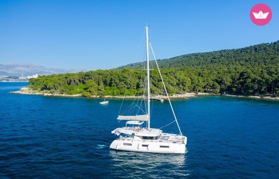 lagoon 46