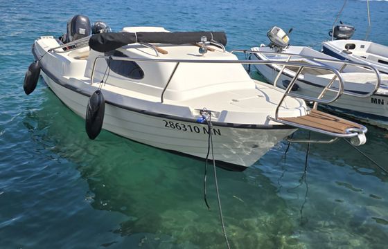 speed boat