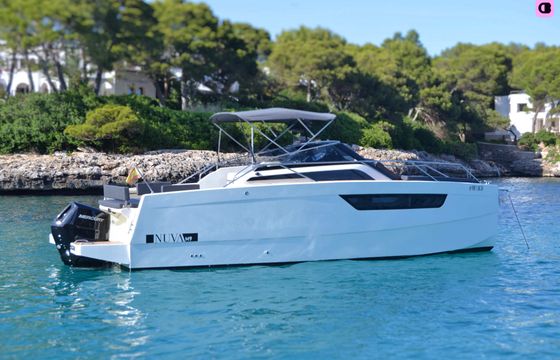 nuva yachts m9 cabin