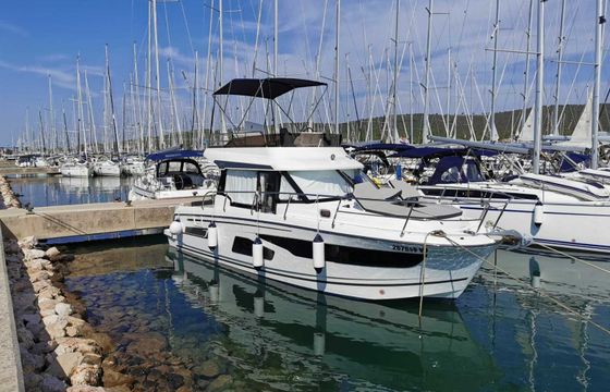jeanneau merry fisher 1095 fly