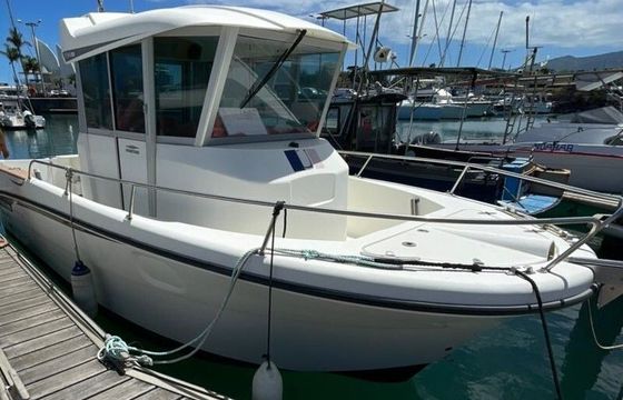 ocqueteau ostra 700