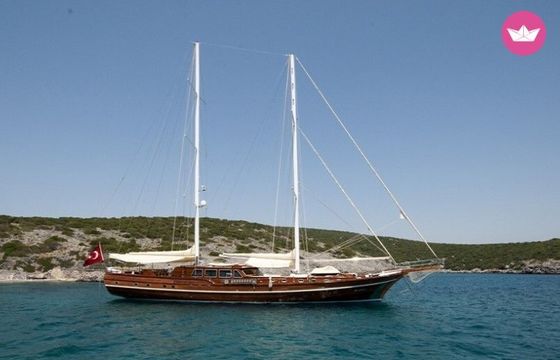 custom bui̇lt gulet