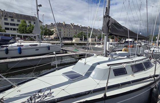 dufour 2800