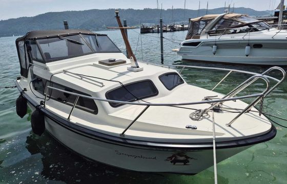 elna 750