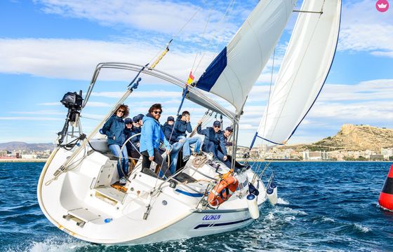 bavaria 38