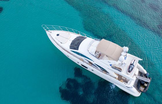 azimut 62