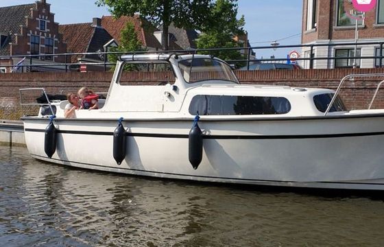 albin 25 hardtop