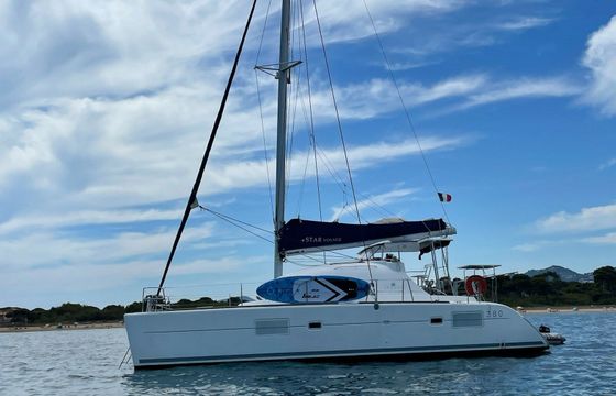 lagoon 380