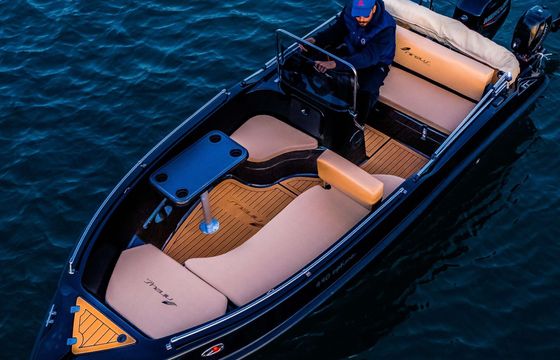 santorini premium black