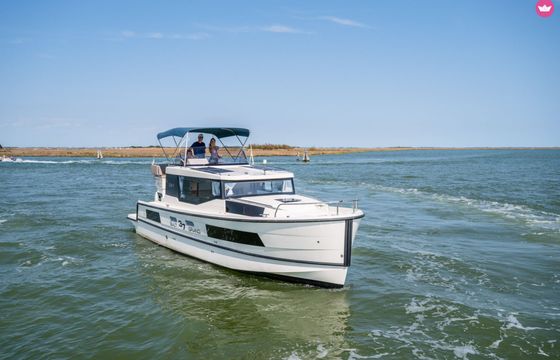 houseboat grand 37