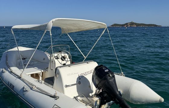 zodiac yachtline 500