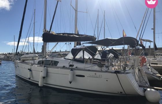 beneteau oceanis 43
