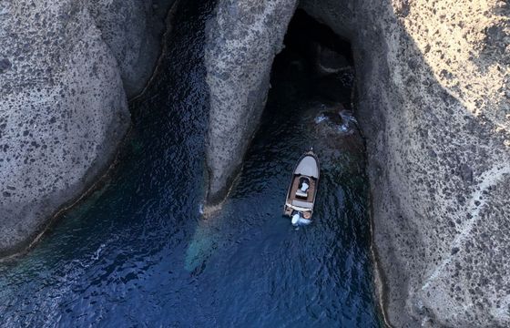 luxury maxi boat