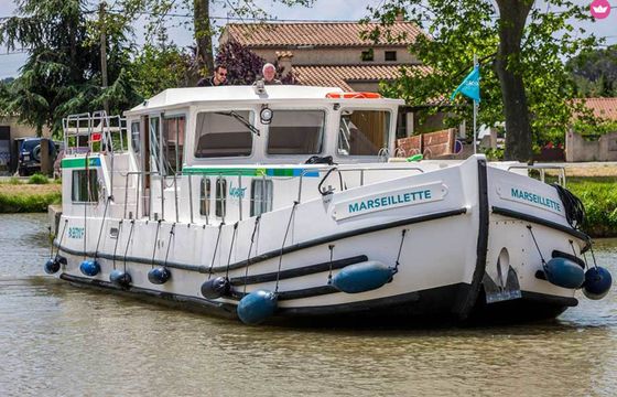 pénichette flying bridge 1400 fb