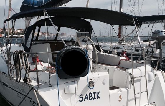 beneteau oceanis 393