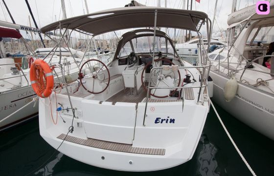 sun odyssey 379