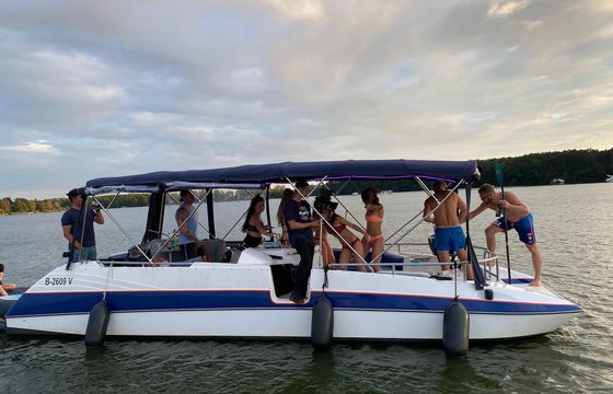 bayliner partyboot