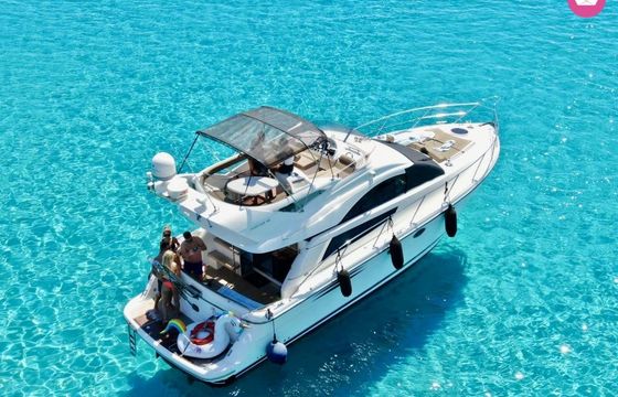 the great fairline phantom 43 fly bridge