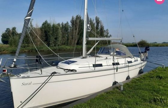 bavaria 32 cruiser